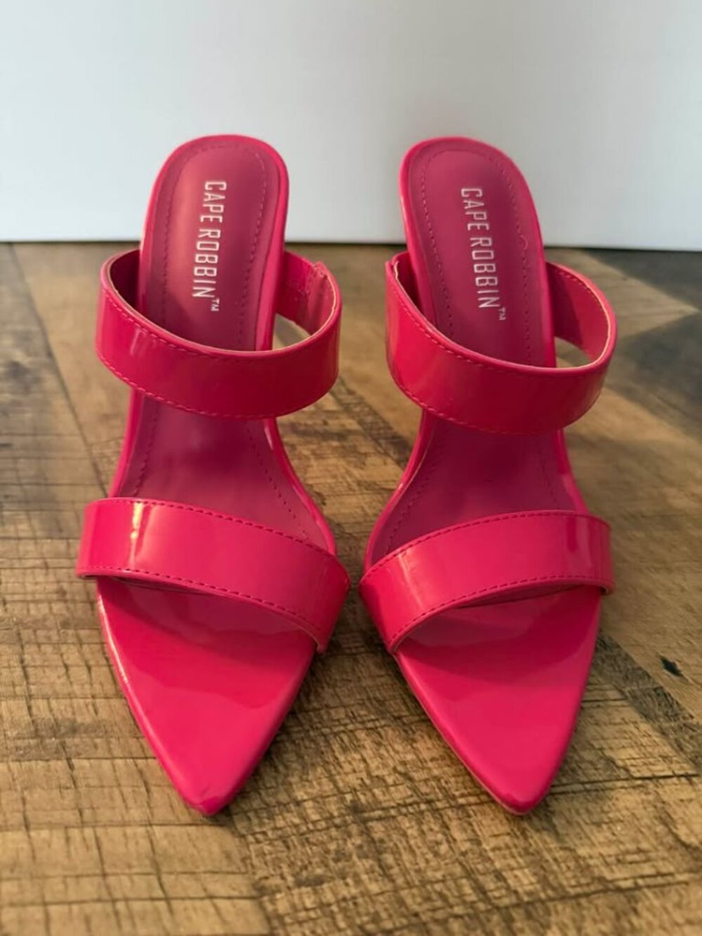 Cape Robbin Hot Pink Patent Sandals – Like New
